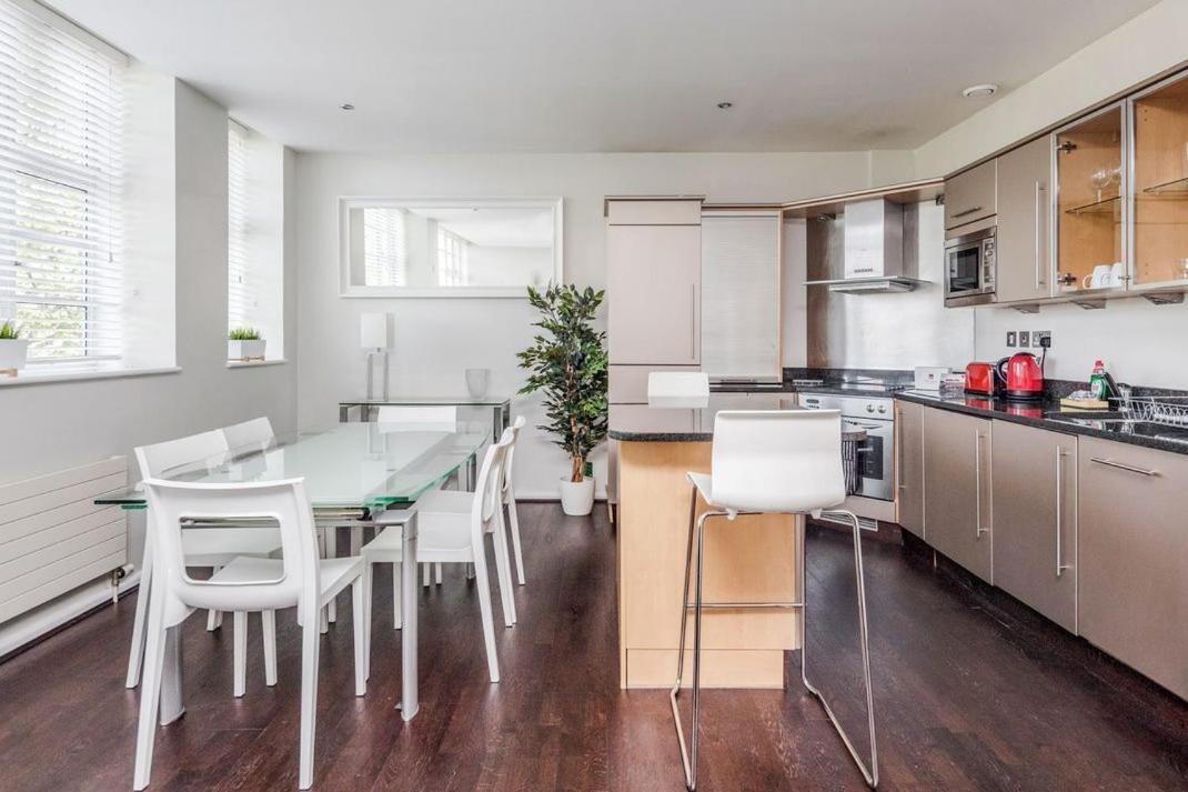 Roomspace Serviced Apartments - Princes House Brighton Kültér fotó